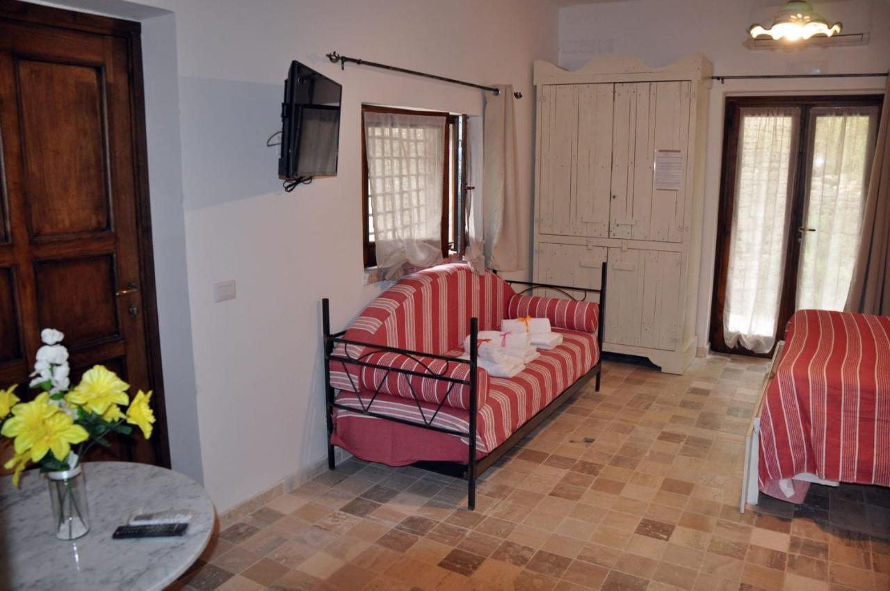 Hostal Dimora Dei Cardinali Agropoli Exterior foto